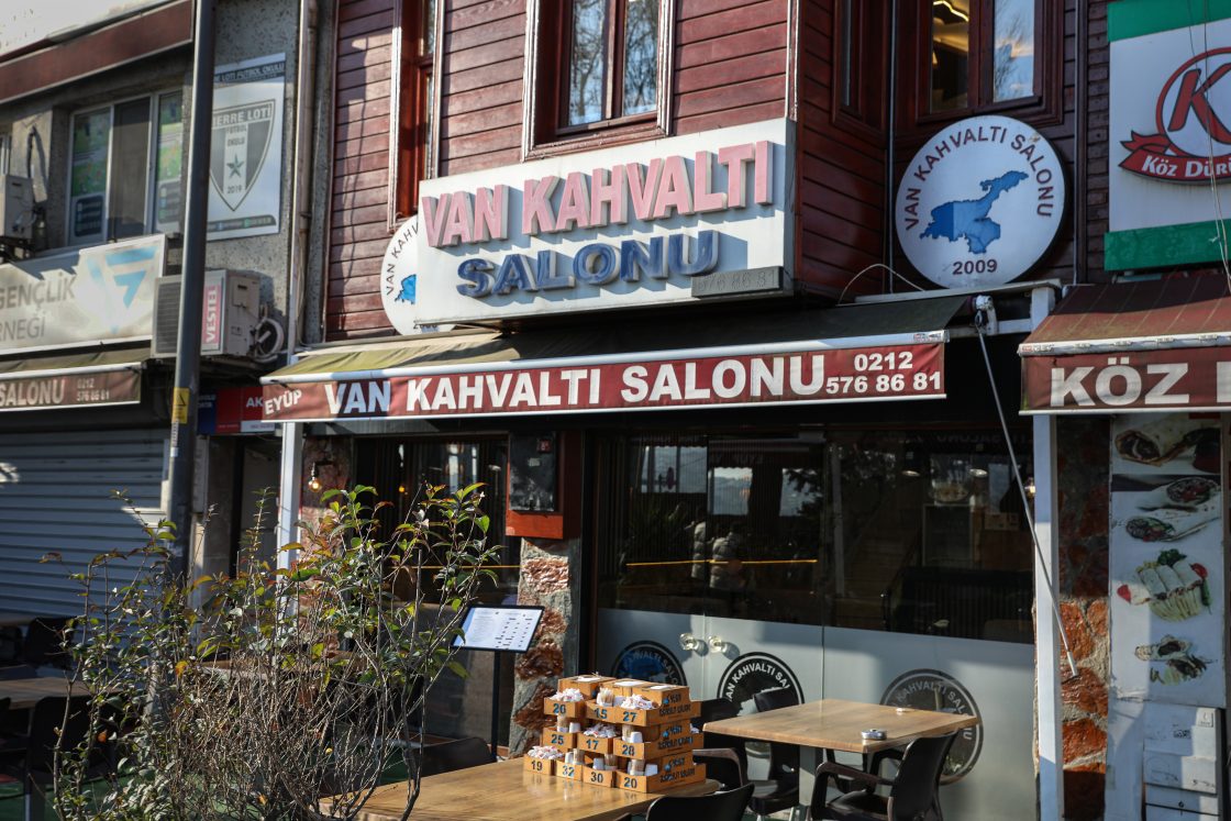 Eyüp Van Kahvaltı Salonları – Sıcak Atmosferiyle Mekan Çekimi