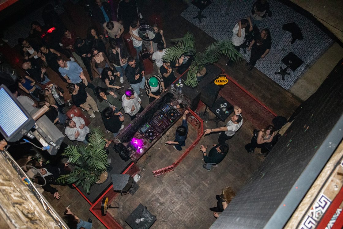 Kastel’de Gece Atmosferi: İstanbul’un Ritmini Fotoğraflamak​