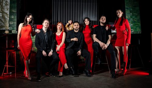 Red & Black – Kontrastın Estetiği